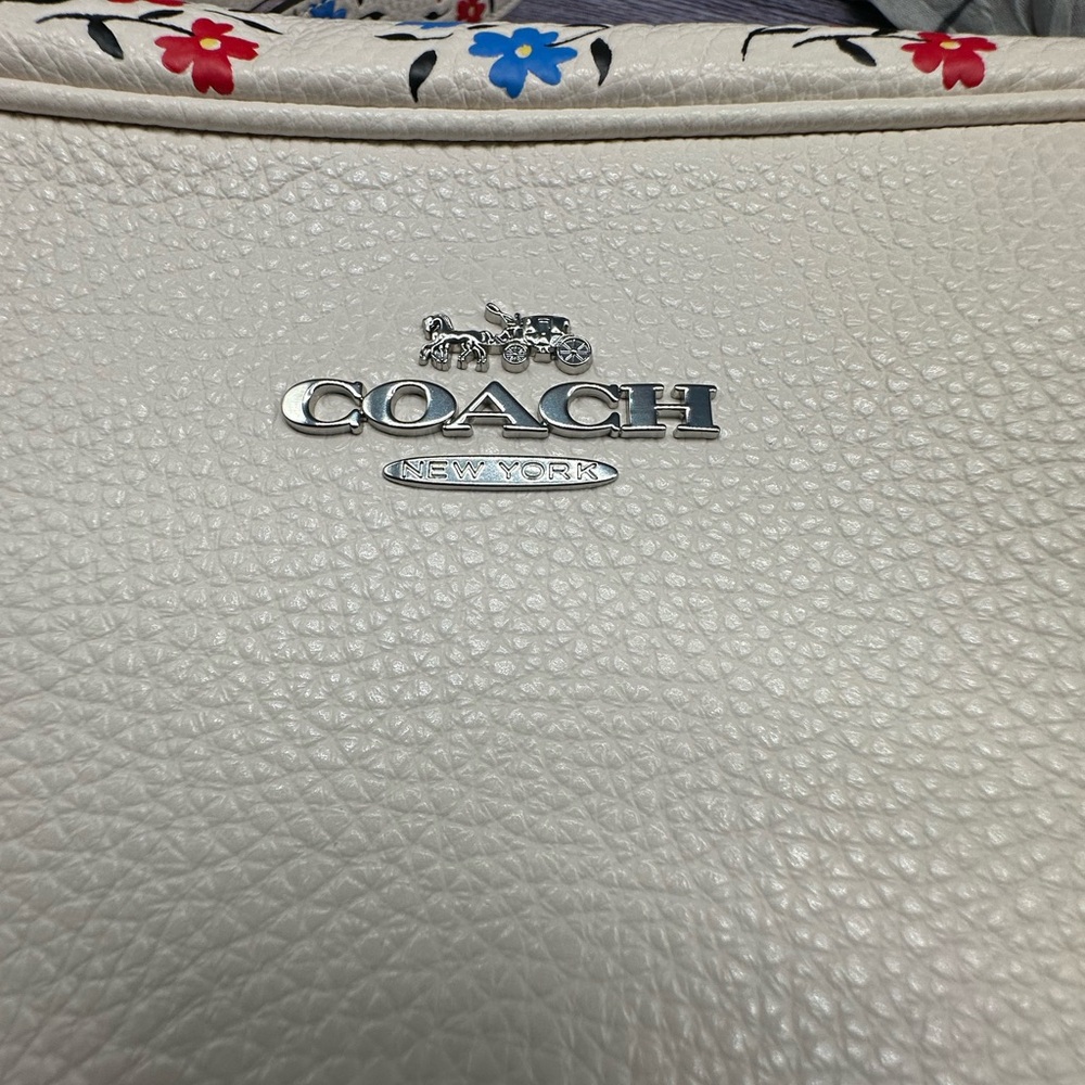 COACH | Cream Crossbody Camera Bag with Floral Print Optional Strap NWT - Picture 6 of 11